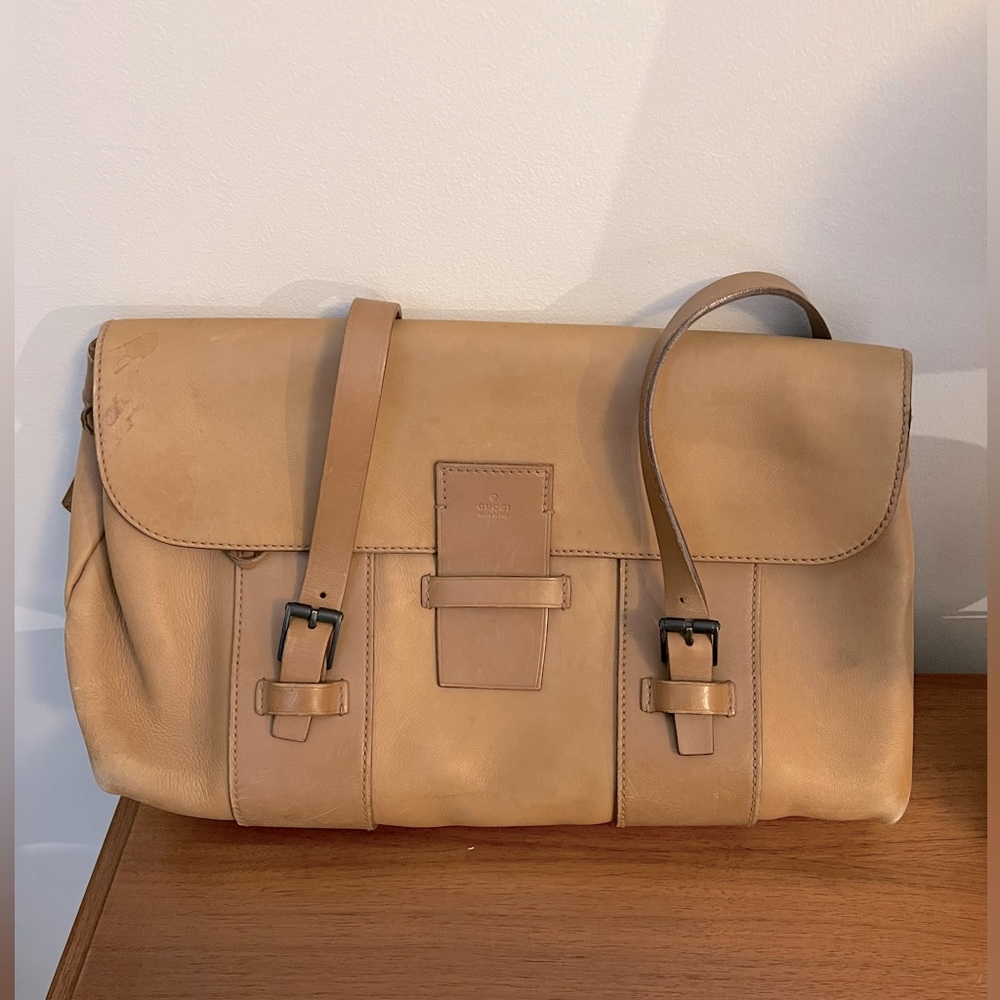 Gucci leather hand bag